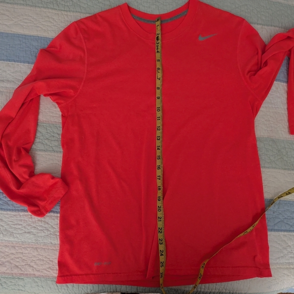 Nike Dri-Fit long-sleeved orange pullover crewneck workout top Women's Sz M - Picture 9 of 12